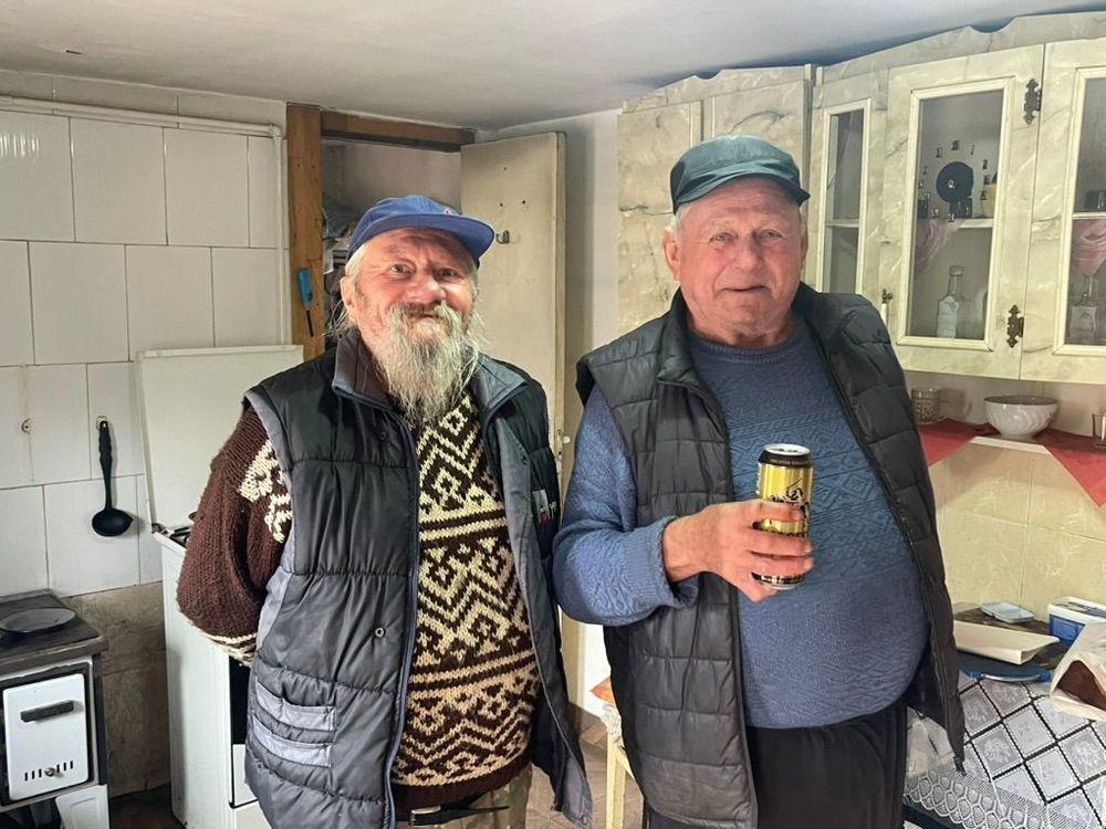 Prost meine Herrn. Jimmy und der Nachbar